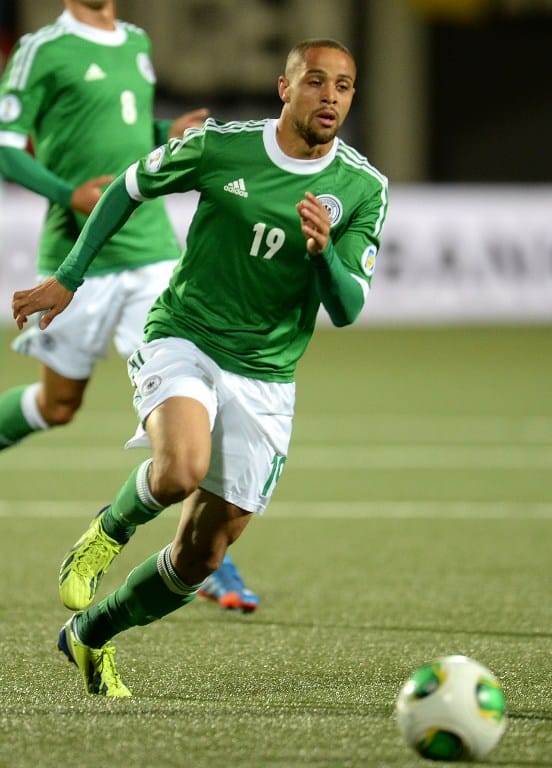 Sidney Sam im grünen DFB-Trikot beim WM 2014 Qualifikaitonsspiel gegen die Färöer Inseln. (Foto AFP)