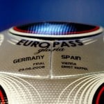 Der offizielle Finalball der UEFA Euro 2008 zwischen Deutschland und Spanien AFP PHOTO / VINCENZO PINTO