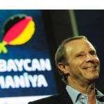 Berti Vogts am 7.Juni 2011 in Baku, Azerbaijan.  AFP PHOTO / JOHANNES EISELE