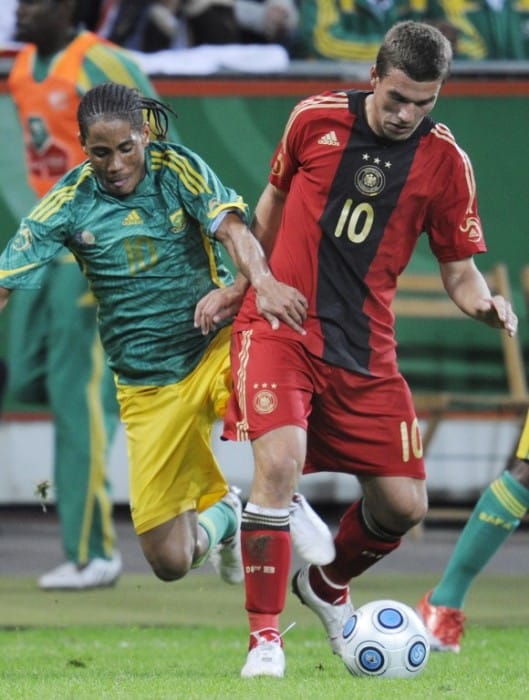 Lukas Podolski am 5.September 2009 gegen Südafrika. AFP PHOTO / JOHN MACDOUGALL