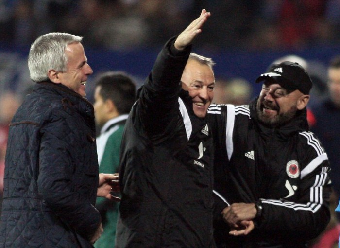 Albania's Trainer Giovanni De Biasi (C) .AFP PHOTO / GENT SHKULLAKU