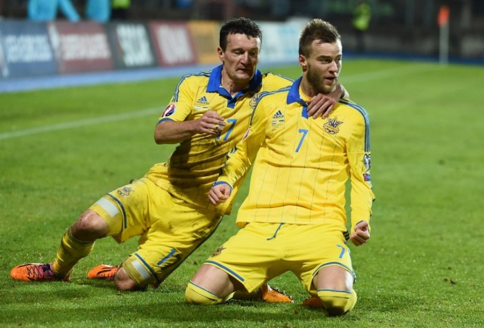 Ukraine's Andriy Yarmolenko (R) celebrates after scoring during the Group C Euro 2016 qualifying football match between Luxembourg and Ukraine at the Josy Barthel stadium in Luxembourg , November 15, 2014. AFP PHOTO/Emmanuel Dunand