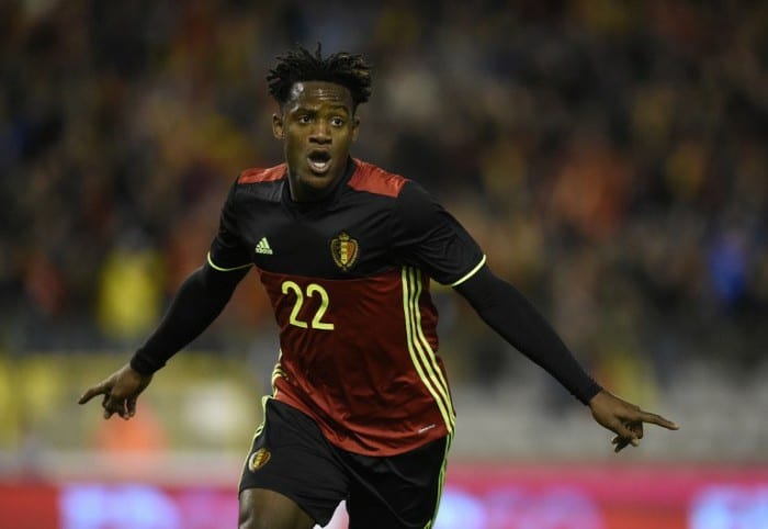 Belgium's Stürmer Michy Batshuayi im neuen Belgien-Heimtrikot am 13.November 2015 in Brussels. AFP PHOTO / JOHN THYS / AFP / JOHN THYS