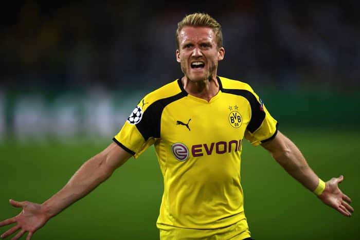 Dortmund's Mittelfeldspieler Andre Schürrle nach dem 2:2 im UEFA Champions League Spiel gegen Real Madrid at BVB stadium in Dortmund am 27. September 2016. / AFP PHOTO / PATRIK STOLLARZ