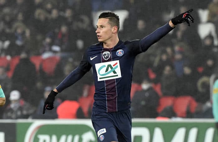 Paris Saint-Germain's Julian Draxler (C) gegen Bastia (SCB) im Parc des Princes stadium in Paris, am 7.Januar 2017. / AFP PHOTO / ALAIN JOCARD