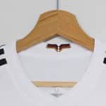 Das DFB Trikot 2018 - Detail innen - eine Deutschland Fahne.