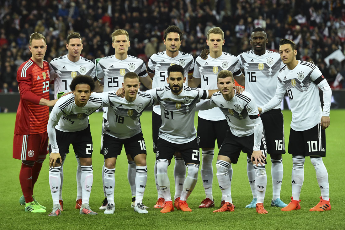 Das neue Deutschland Trikot 2018 im ersten Einsatz gegen Frankreich (Foto AFP)