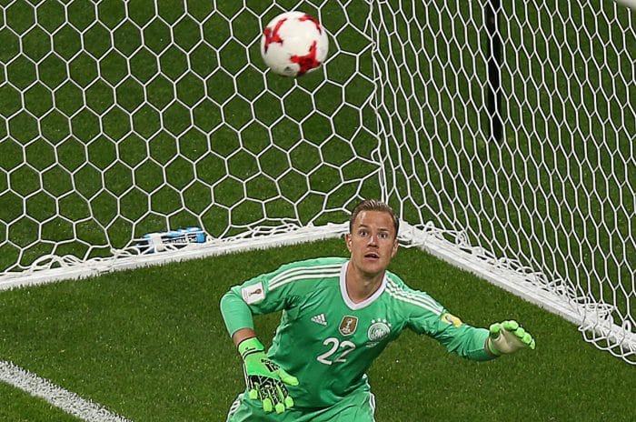 Marc Andre ter Stegen mit der Rückennummer 22 im deutschen Tor. / AFP PHOTO / Roman Kruchinin