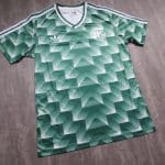 Das WM Trikot Away der deutschen Weltmeister 1990