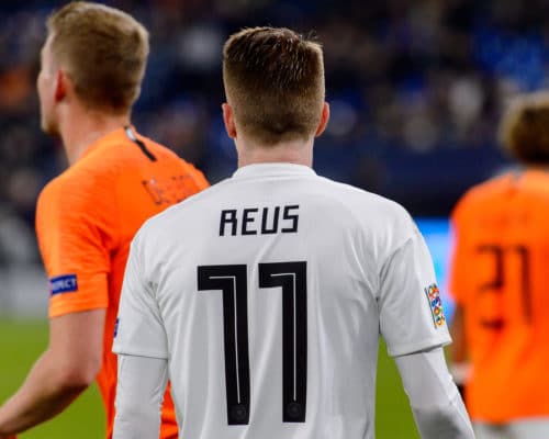 Marco Reus mit der Nummer 11 auf dem DFB Trikot 2019 gegen die Niederlande (Foto Shutterstock)