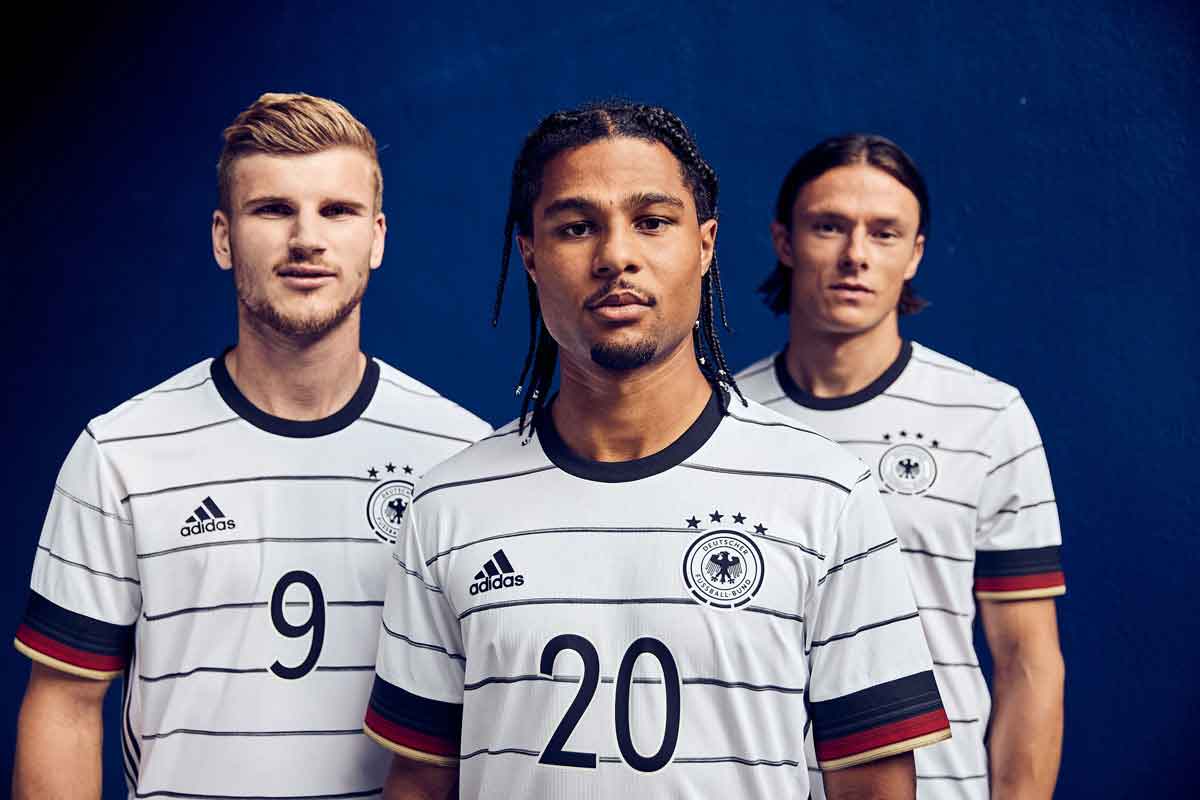 Wm Meistersterne Auf Dem Dfb Trikot 2020