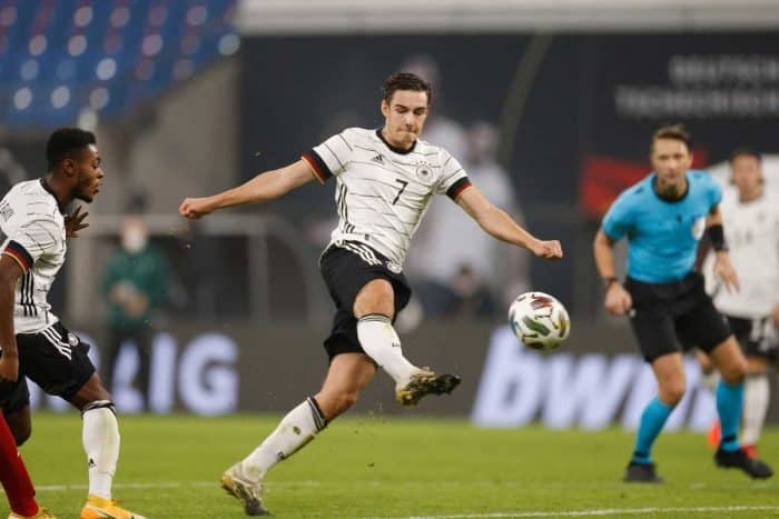 Deutschlands Stürmer Florian Neuhaus mit der Rückennummer 7 während des Fußball-Länderspiels Deutschland gegen Tschechien am 11. November 2020. (Foto: Odd ANDERSEN / AFP)