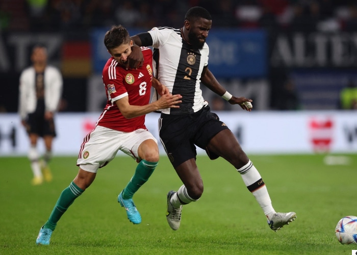 Antonio Rüdiger mit der Rückennummer 2 auf dem neuen Deutschland Trikot 2022 (Foto AFP)