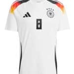 Rückennummer 8 im Deutschland Trikot - Toni Kroos