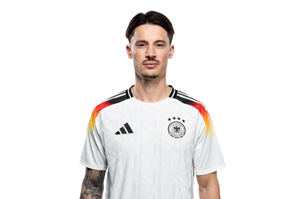 Welcher Spieler hat aktuell die Trikotnummer 24 in der Deutschen Nationalmannschaft?Robin Koch, Foto: Thomas Boecker/DFB