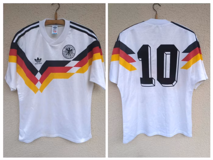 Das Weltmeister Trikot von 1990