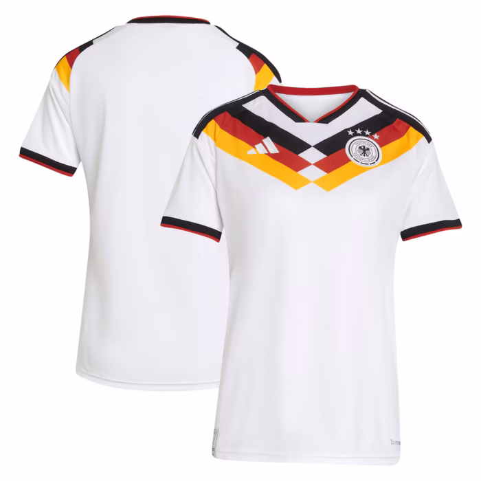 Für echte Spielerinnen: Authentic Damen-Trikot (150 €)