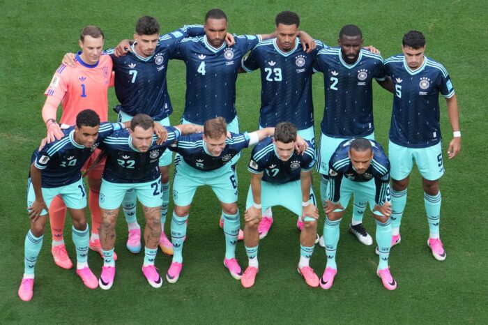 Mannschaftsfoto der deutschen Nationalmannschaft vor dem WM-2026-Gruppenspiel gegen Ecuador