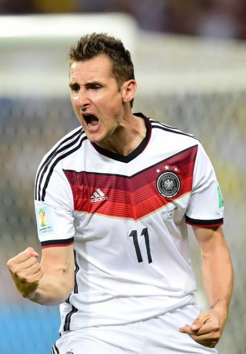 Miroslav Klose beim Torjubel gegen Ghana in der WM 2014 Vorrunde (AFP-PHOTO-JAVIER-SORIANO)